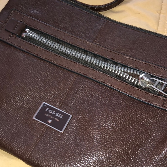 Fossil Crossbody Purse - Picture 3 of 5
